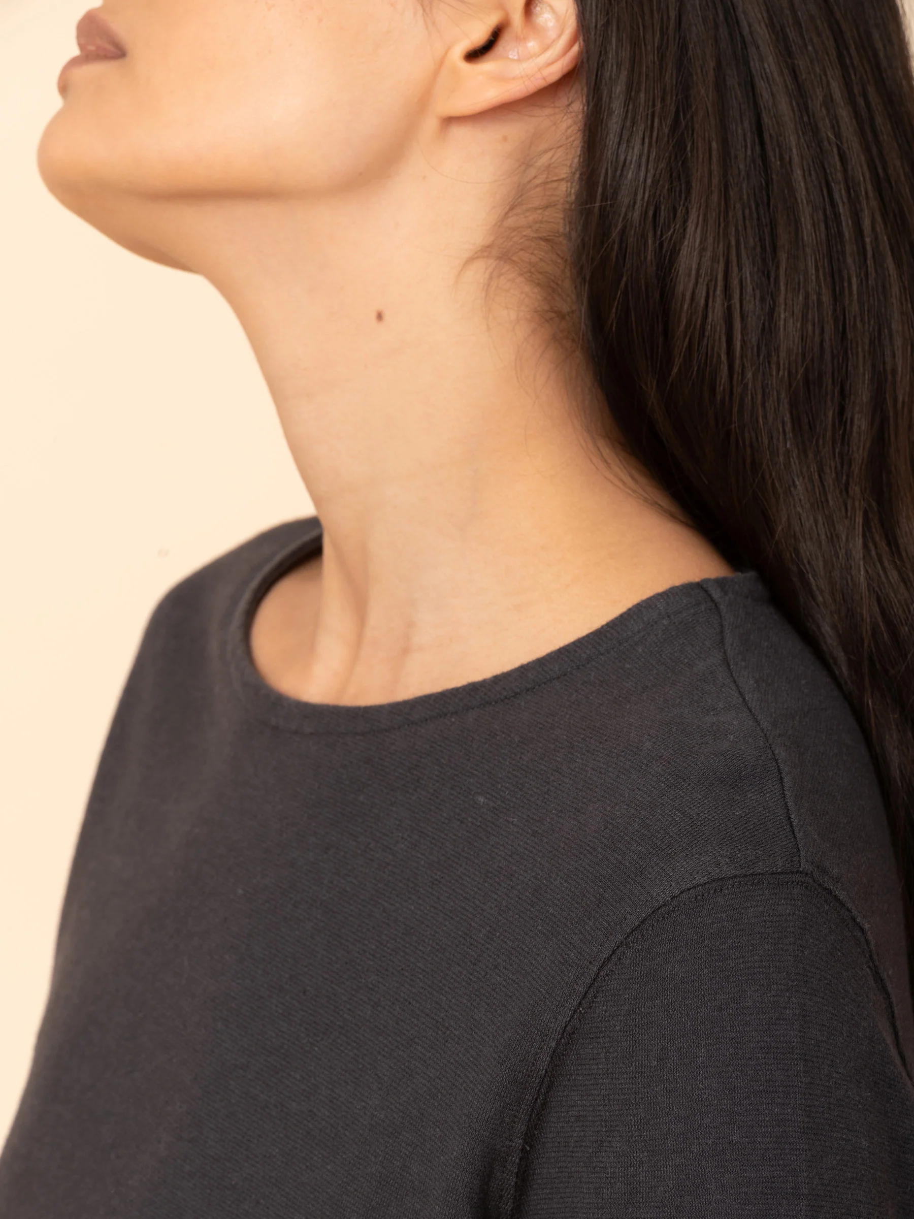Gili 2 - Hemp Organic Cotton Side Panel Long Sleeve T-shirt - Image 6
