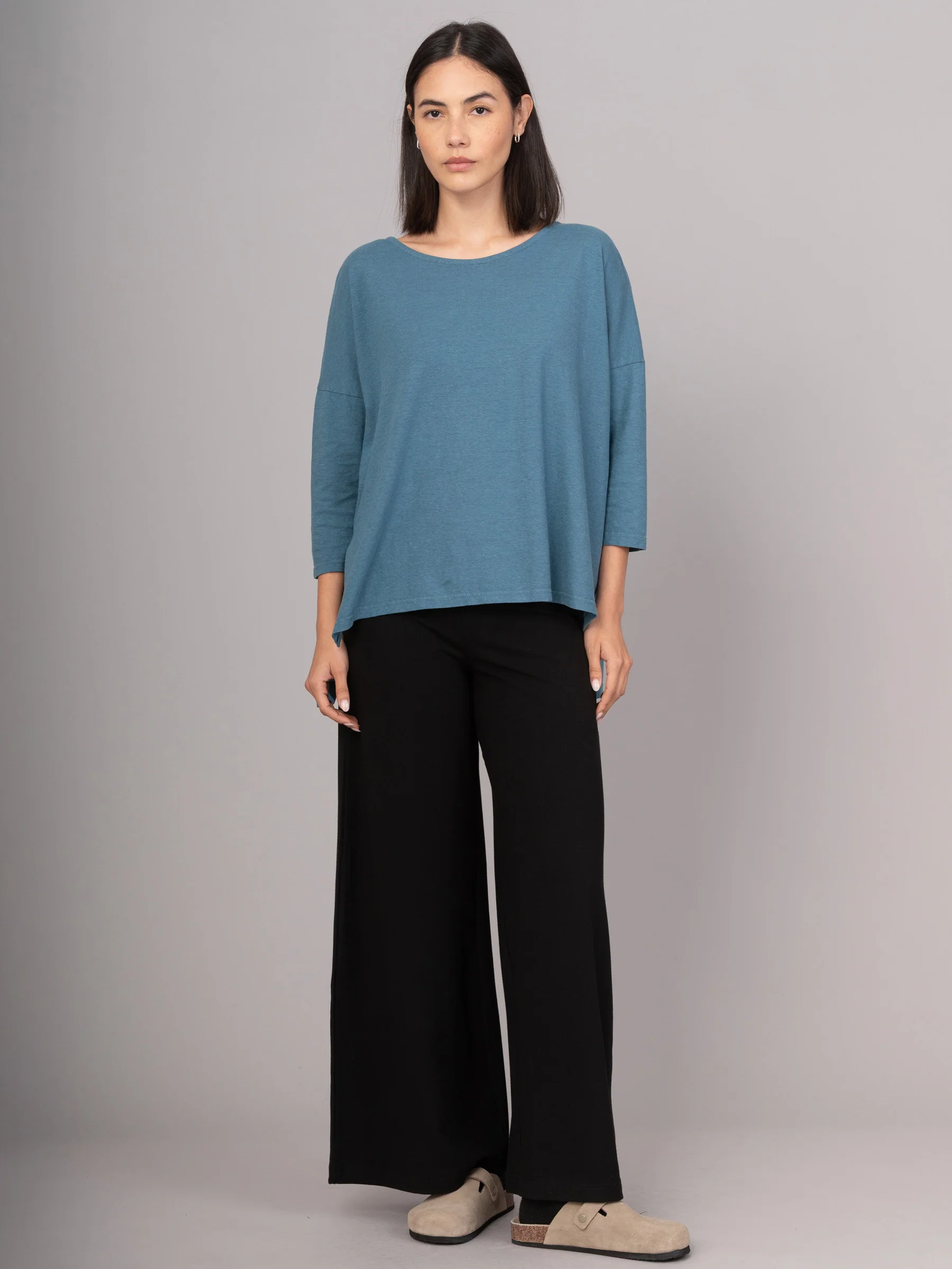 Gaya - Hemp Organic Cotton Cropped Sleeve T-Shirt - Image 11
