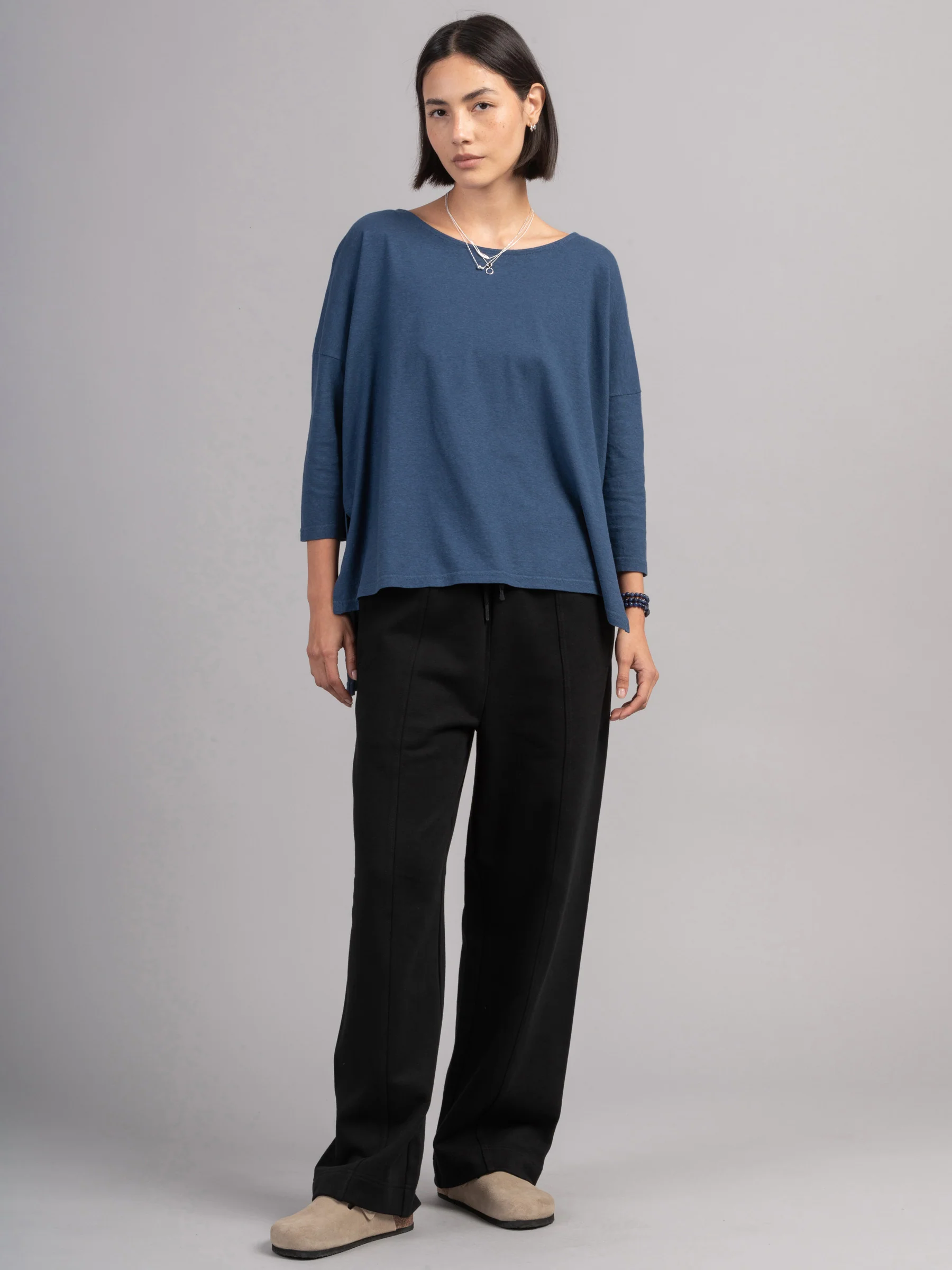 Gaya - Hemp Organic Cotton Cropped Sleeve T-Shirt - Image 26