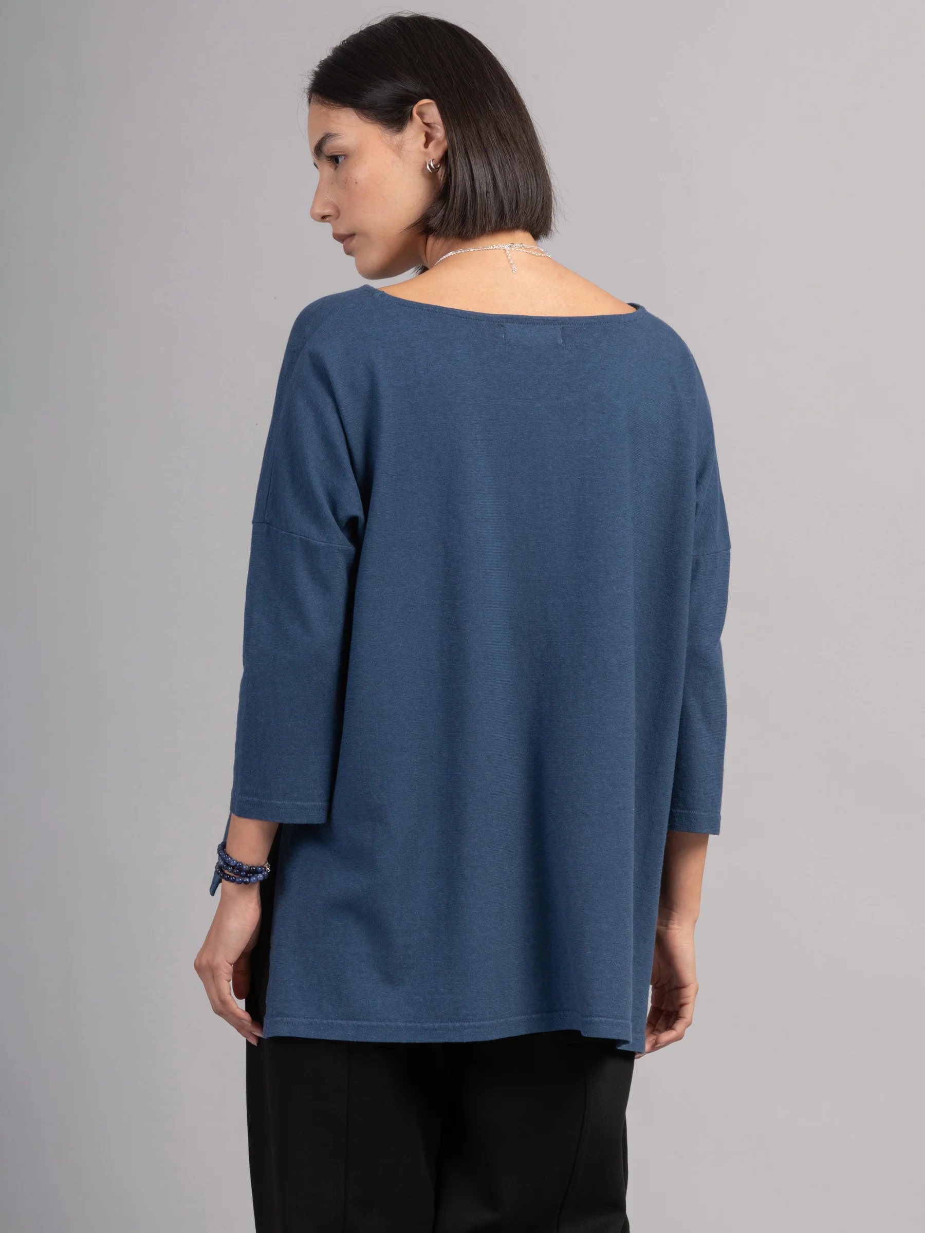 Gaya - Hemp Organic Cotton Cropped Sleeve T-Shirt - Image 27