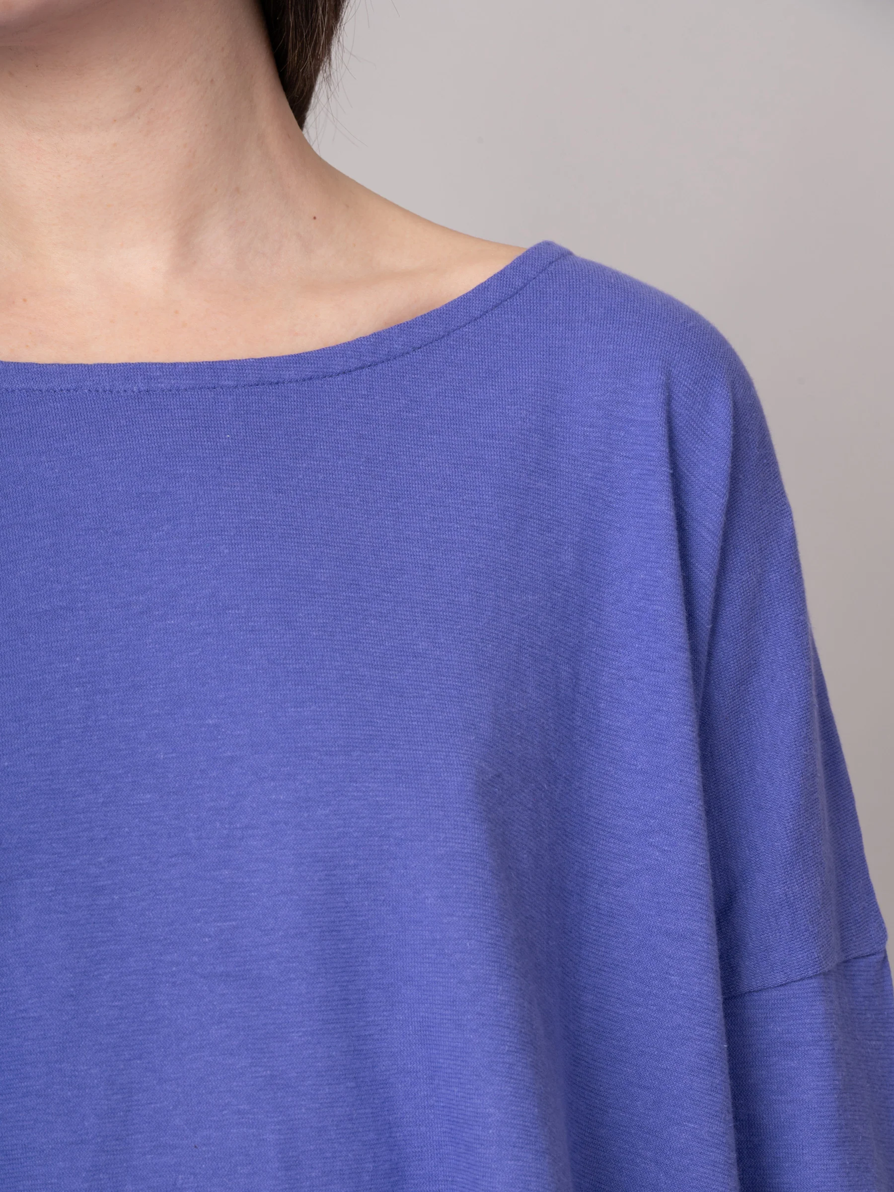 Gaya - Hemp Organic Cotton Cropped Sleeve T-Shirt - Image 45