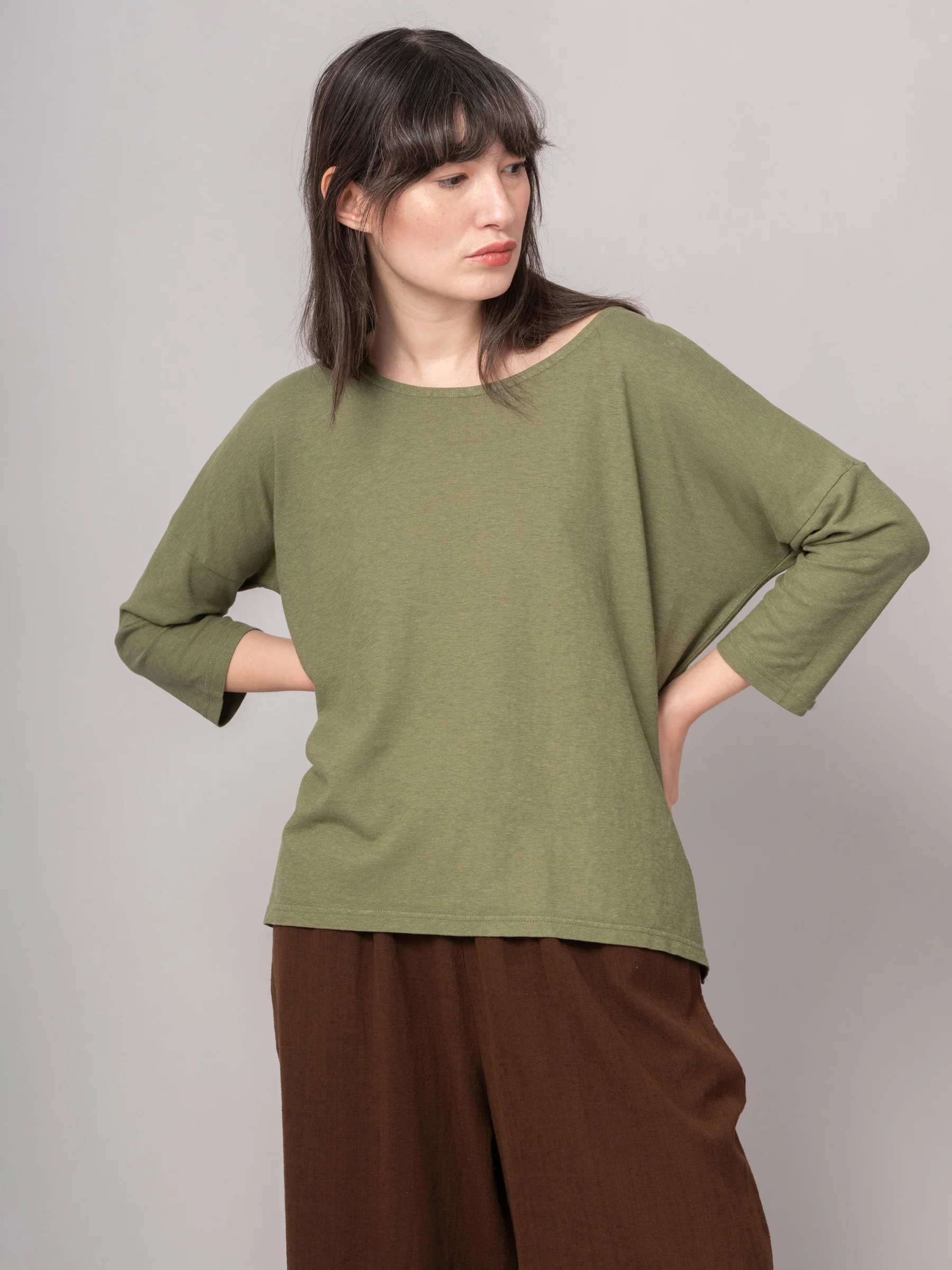 Gaya - Hemp Organic Cotton Cropped Sleeve T-Shirt - Image 51