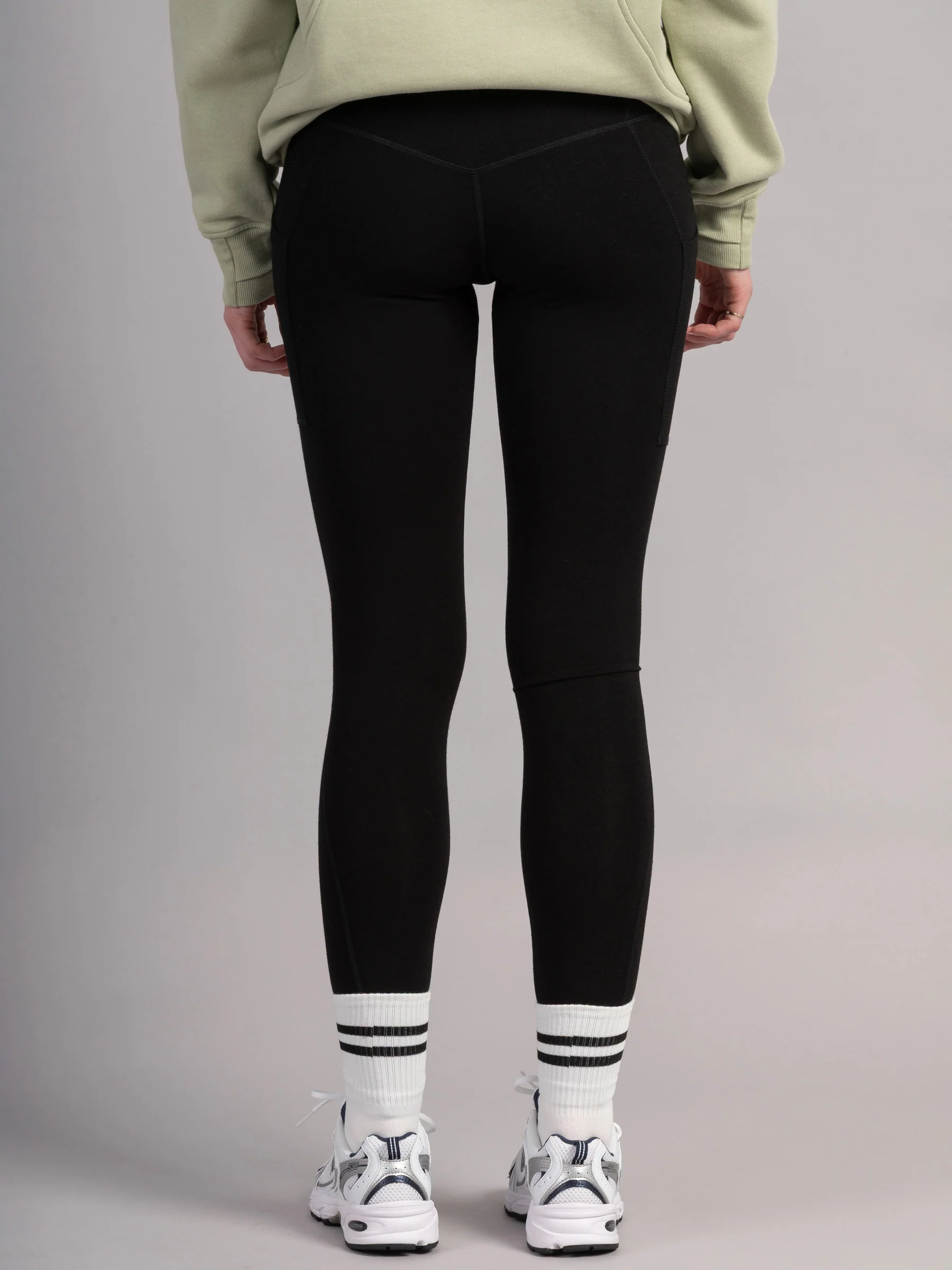 Islay - Bamboo Cotton Training Leggings - Image 6