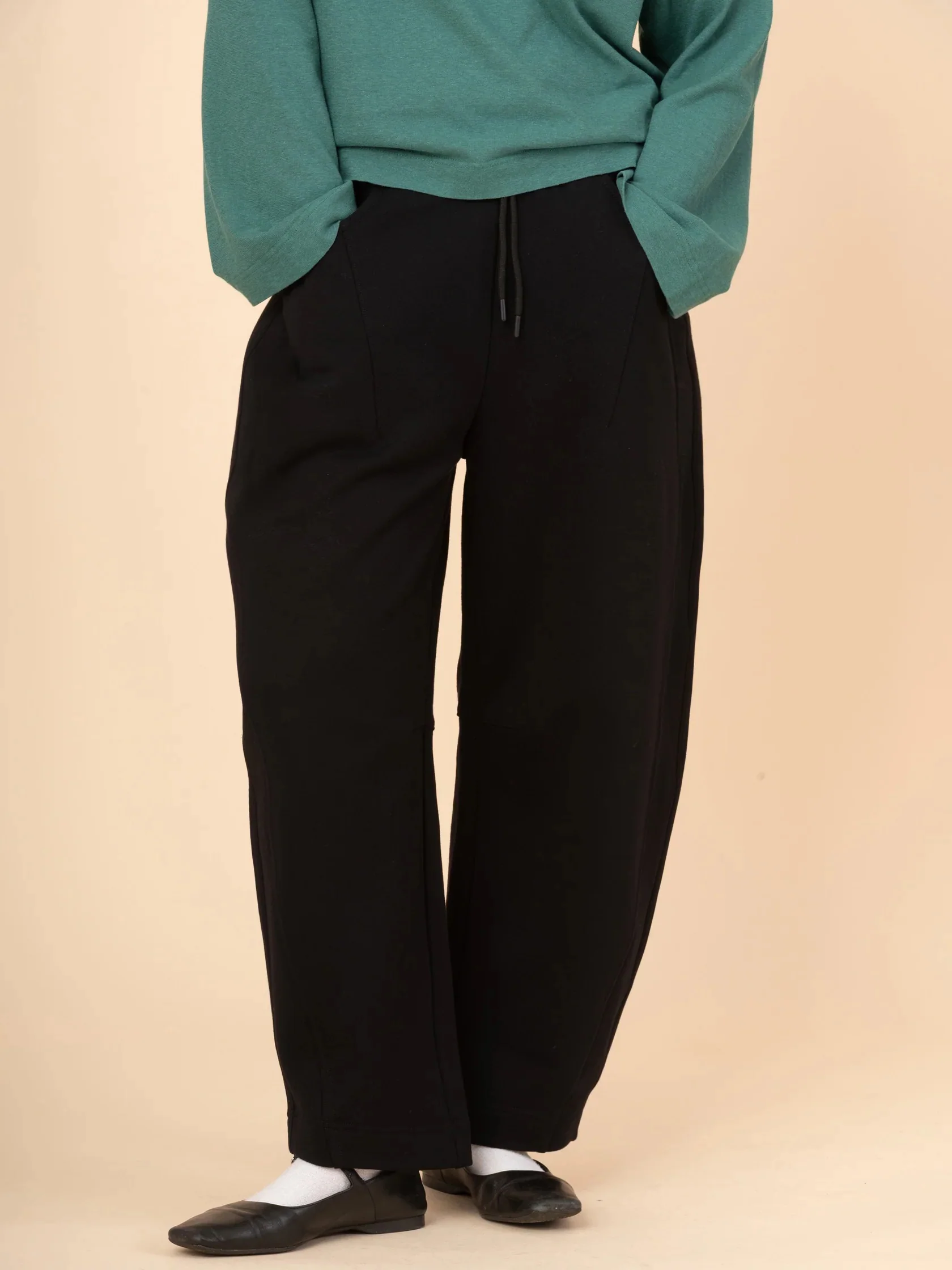 Paxi - Cotton Fleece Barrel Leg Trousers - Image 10