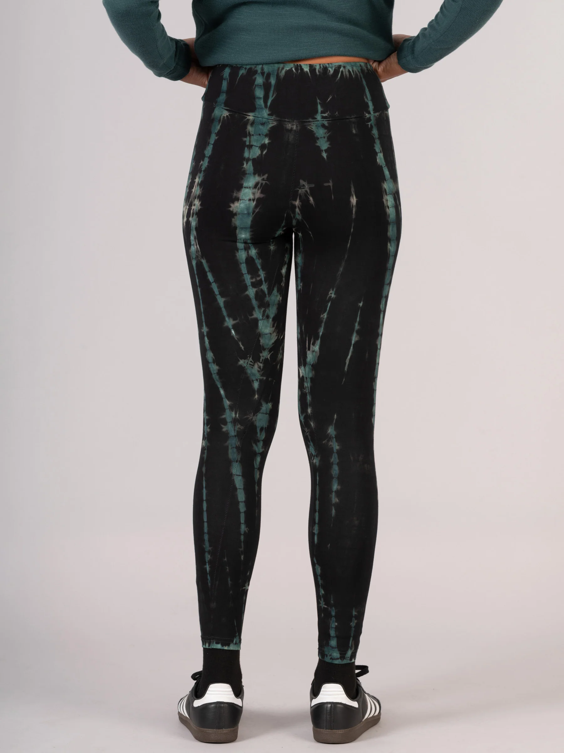 Tao 2 - Bamboo Tie Dye Leggings - Image 3