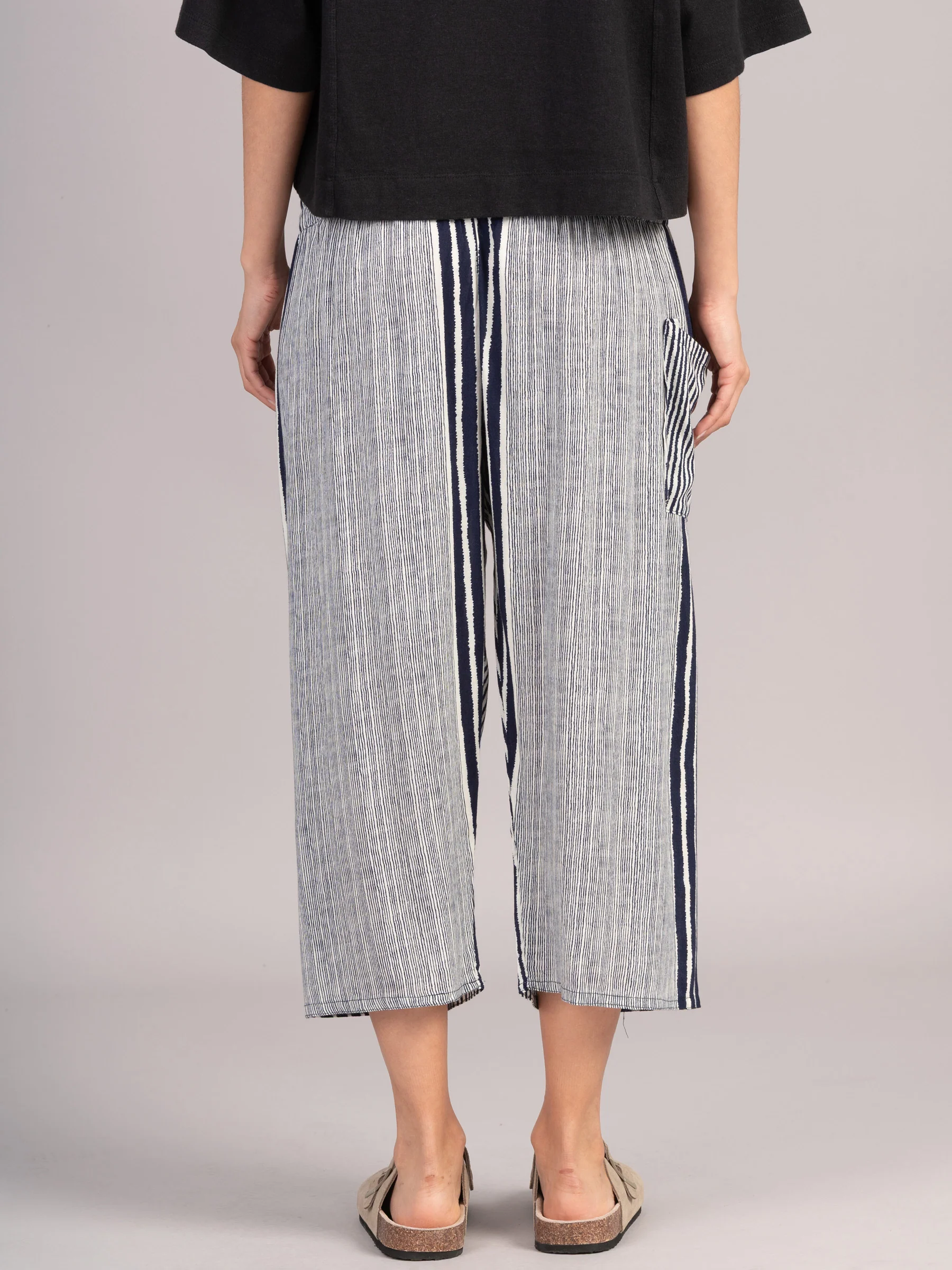 The Cropped  - Stripes - Image 6
